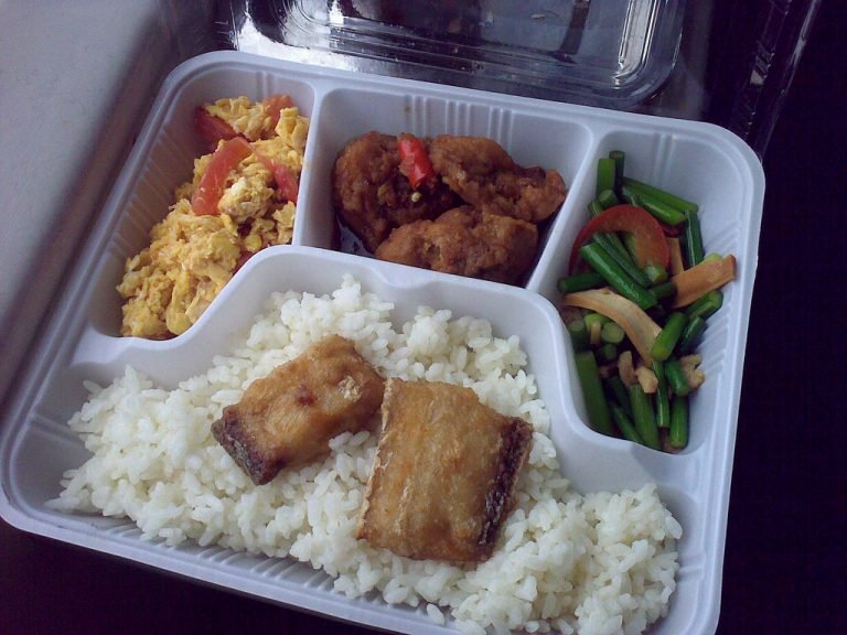 takeout tray