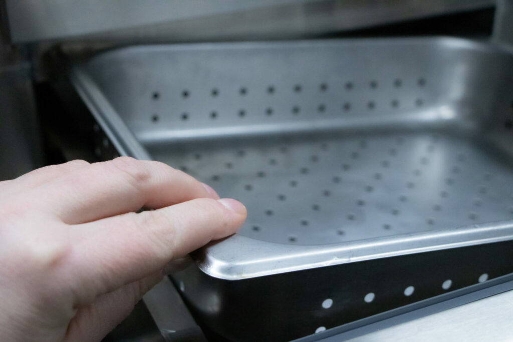 warming drawer tray